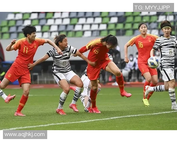 中国女足迎战德国队努力拼搏展现奥运精神与团队风采 中国女足迎战德国队努力拼搏展现奥运精神与团队风采